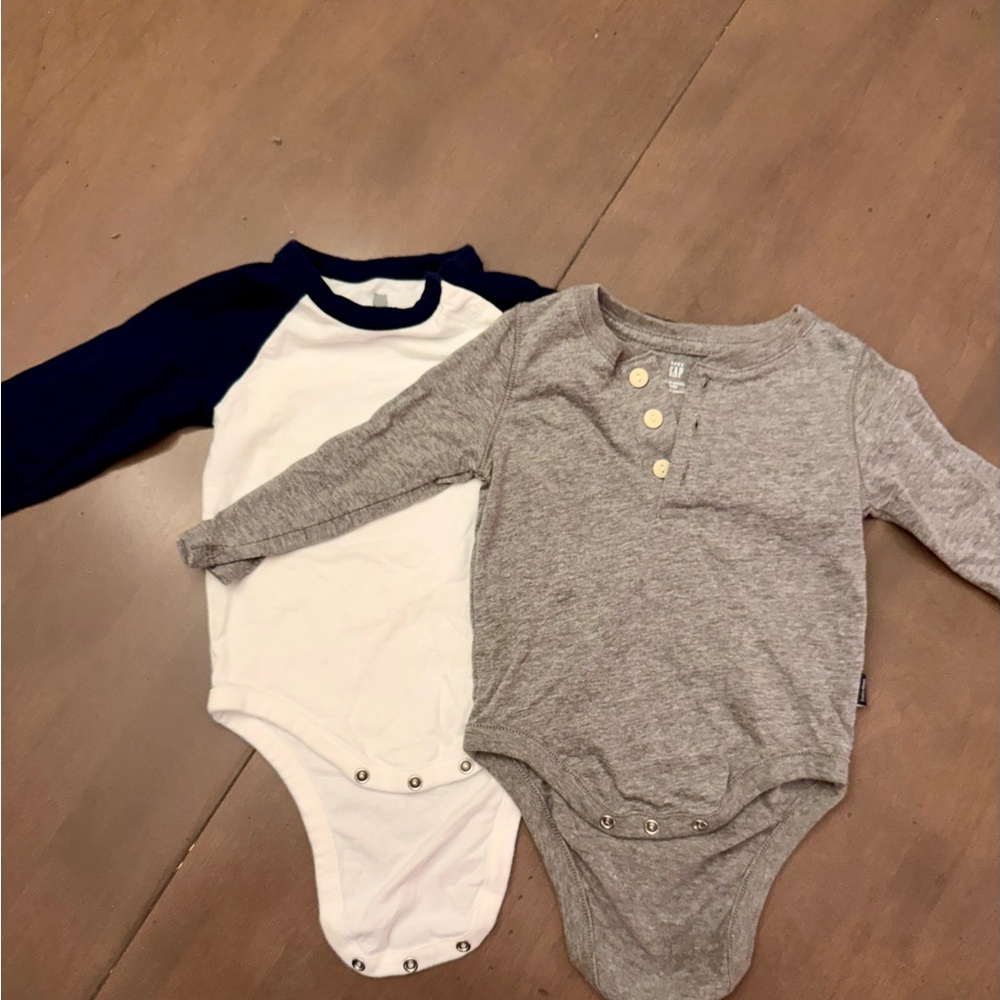 GAP Kids Long Sleeve Bodysuit Set - Navy, White, and Gray